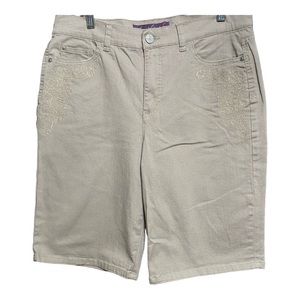 Gloria Vanderbilt Alana Tan Bermuda Shorts 10